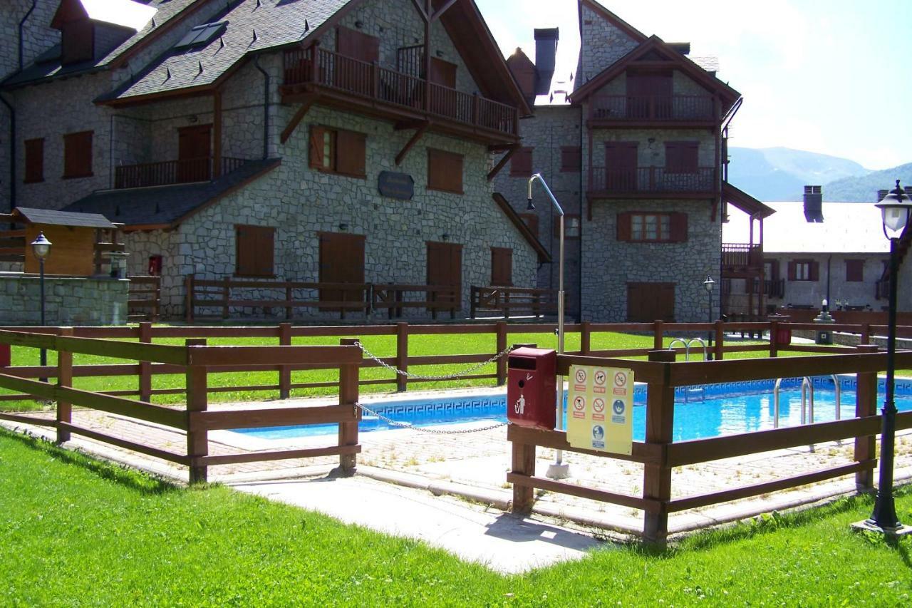 Apartamentos Nevados 24610 베나스크 외부 사진